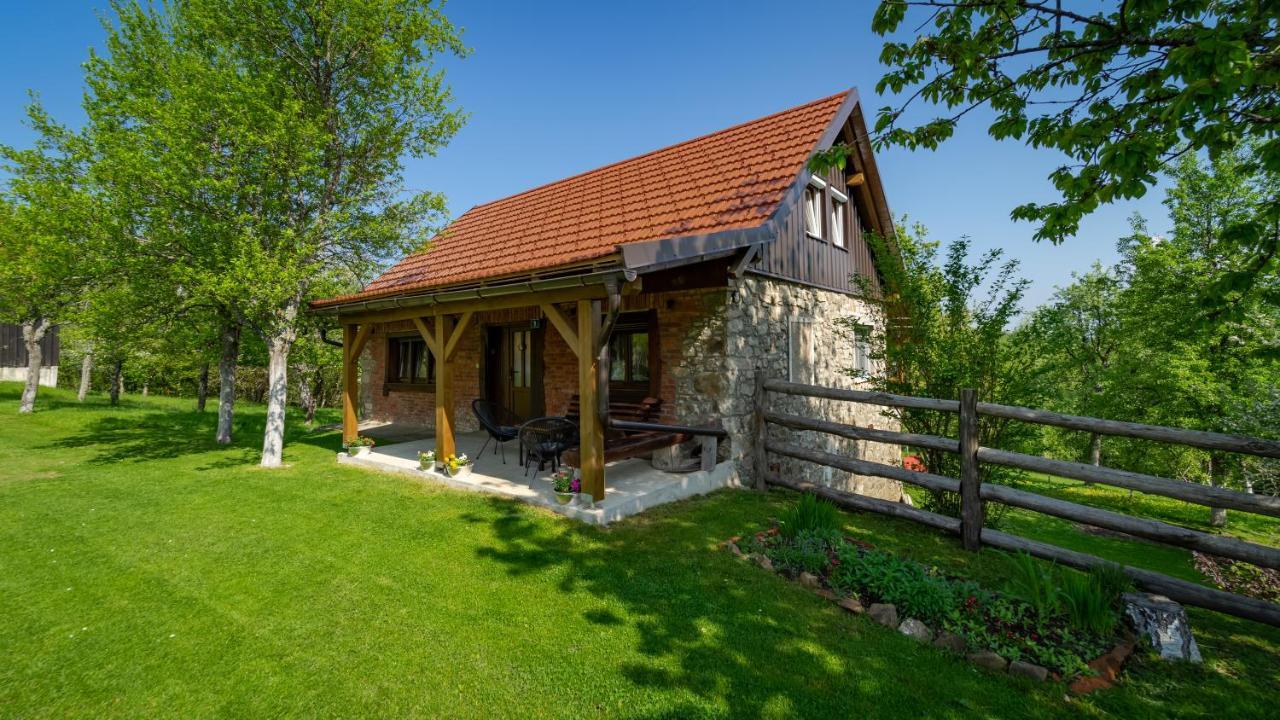 Holiday Home "Sleme" With Jacuzzi, Big Garden And Arbor With Fireplace Skrad エクステリア 写真