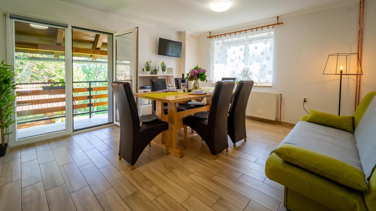 Holiday Home "Sleme" With Jacuzzi, Big Garden And Arbor With Fireplace Skrad エクステリア 写真